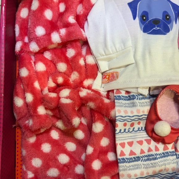Our Generation Snuggle Up! Deluxe Outfit for 18-inch Dolls - Picture 9 of 9
